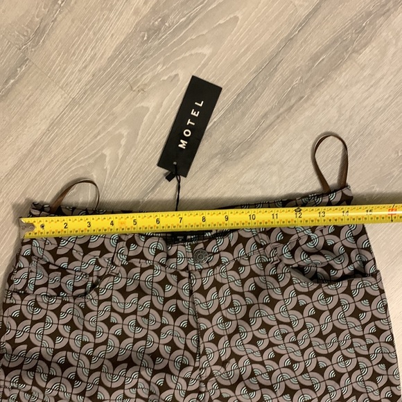 🆕Motel Women’s Low Rise Flare Trousers Retro Print Size S - Picture 5 of 7